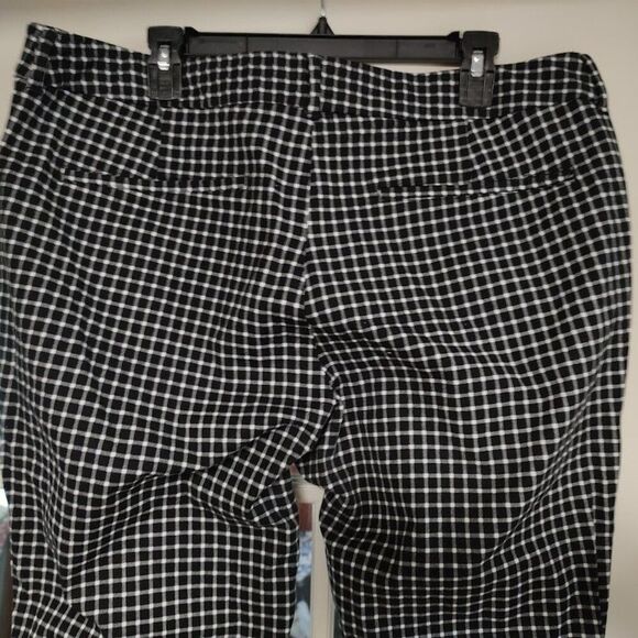 Old Navy Black Checked Pixie Ankle Pants Size Women's 16 Worn 1 Time - Picture 3 of 3